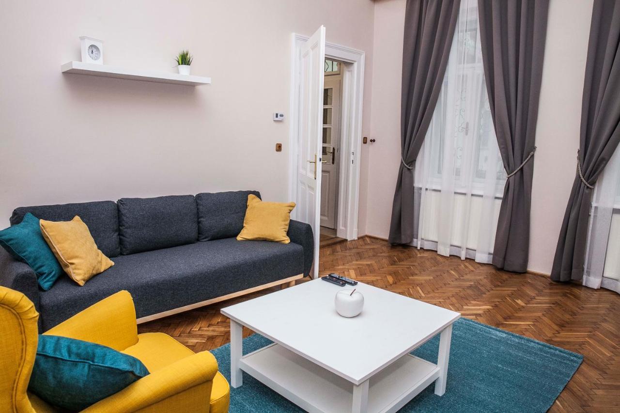Fullmoon Apartments 1 Szeged Eksteriør billede